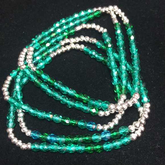 🌺 5 Handmade Bracelets - Picture 2 of 4